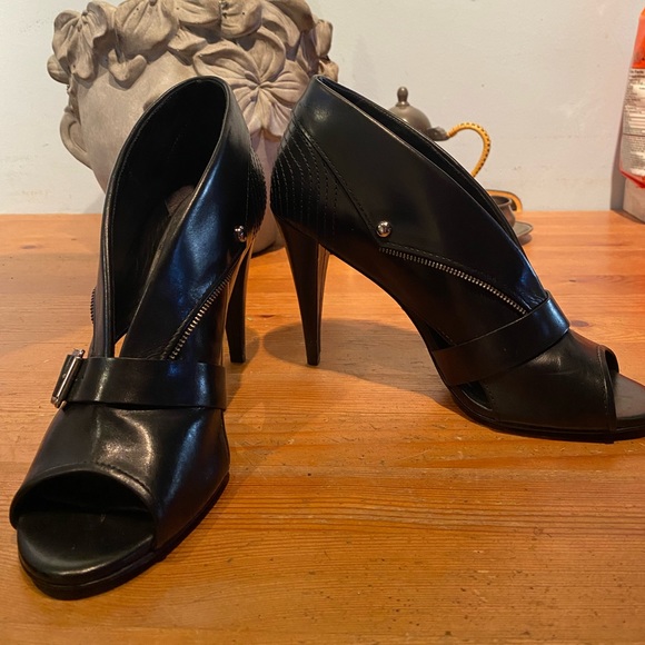 Pour La Victoire Black heels - Picture 2 of 12